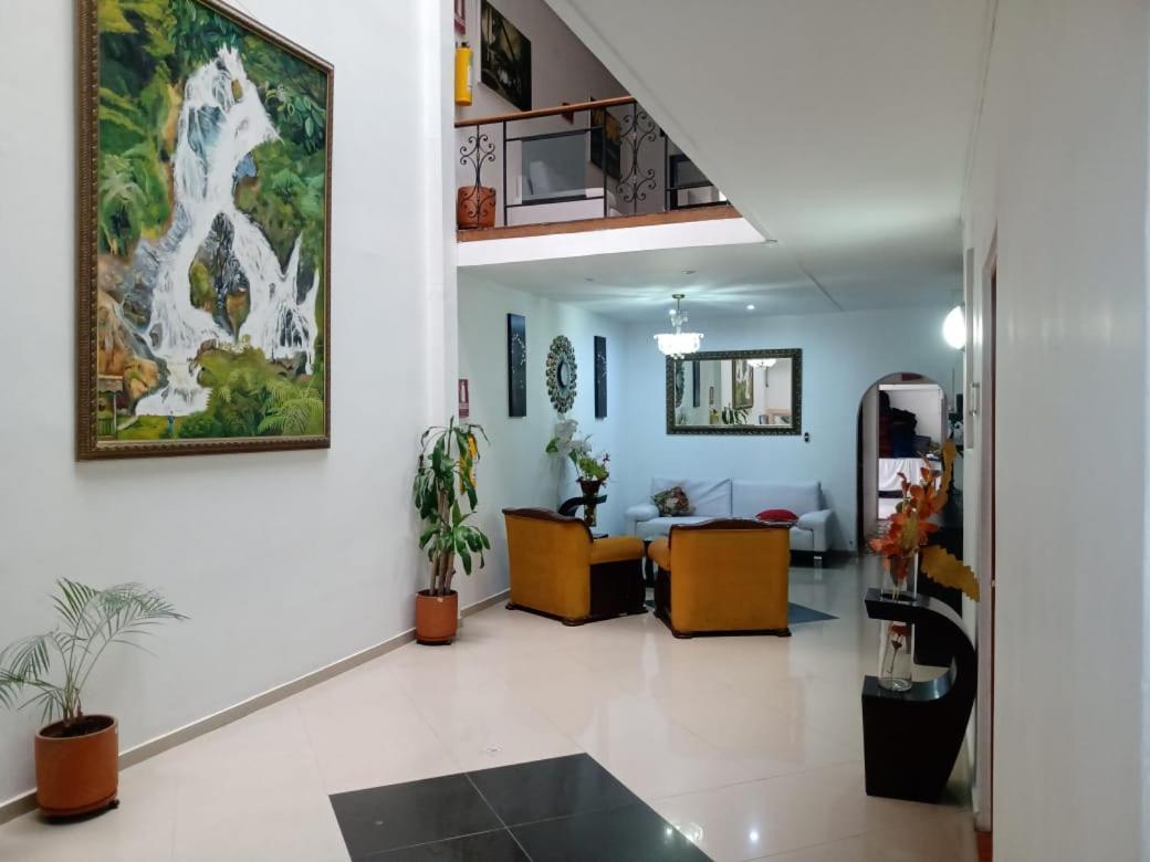 Hotel Brisas ميديلين المظهر الخارجي الصورة