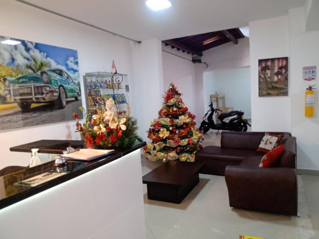 Hotel Brisas ميديلين المظهر الخارجي الصورة