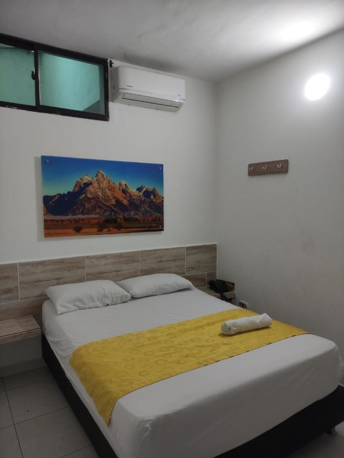Hotel Brisas ميديلين المظهر الخارجي الصورة