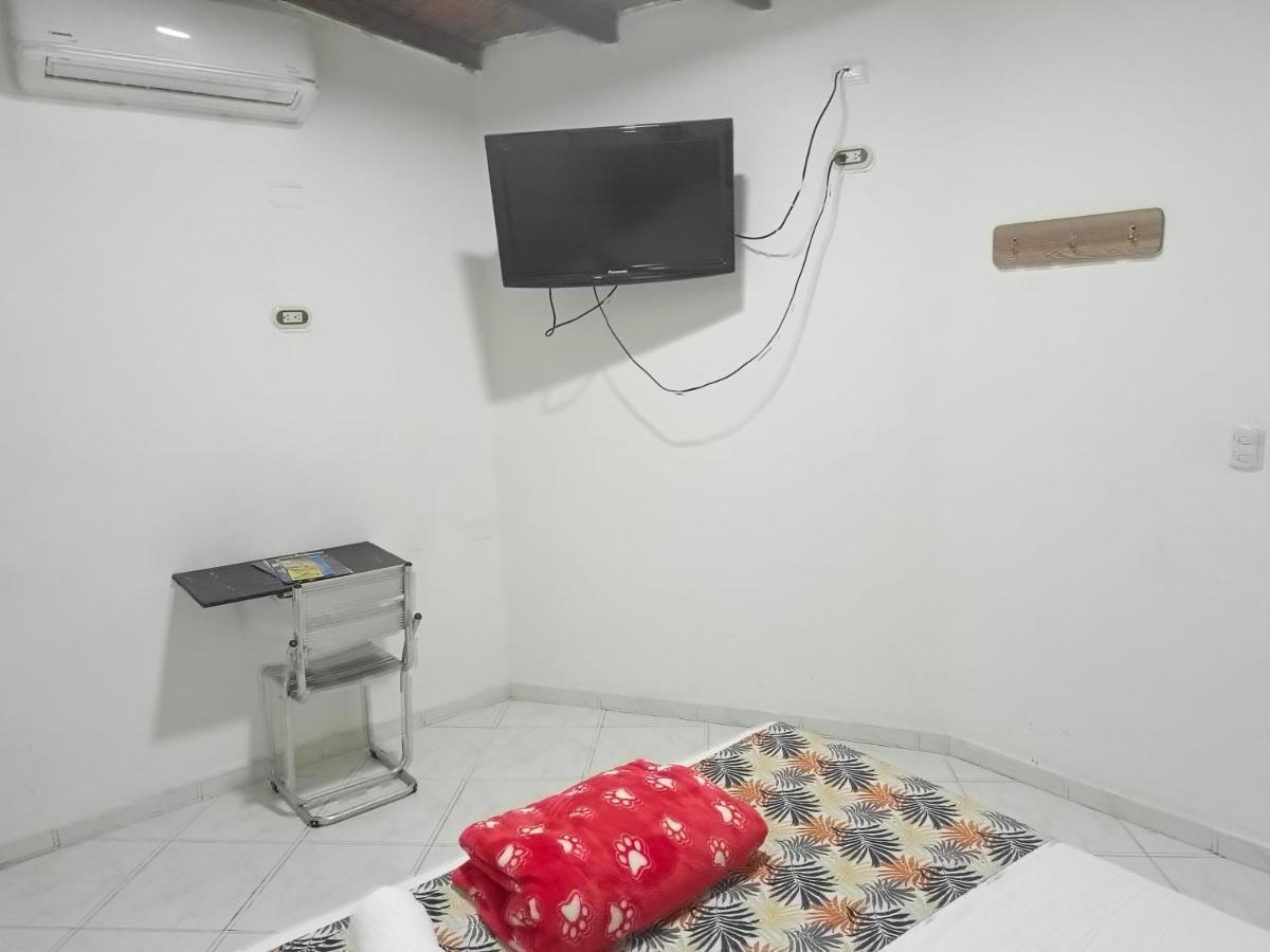 Hotel Brisas ميديلين المظهر الخارجي الصورة