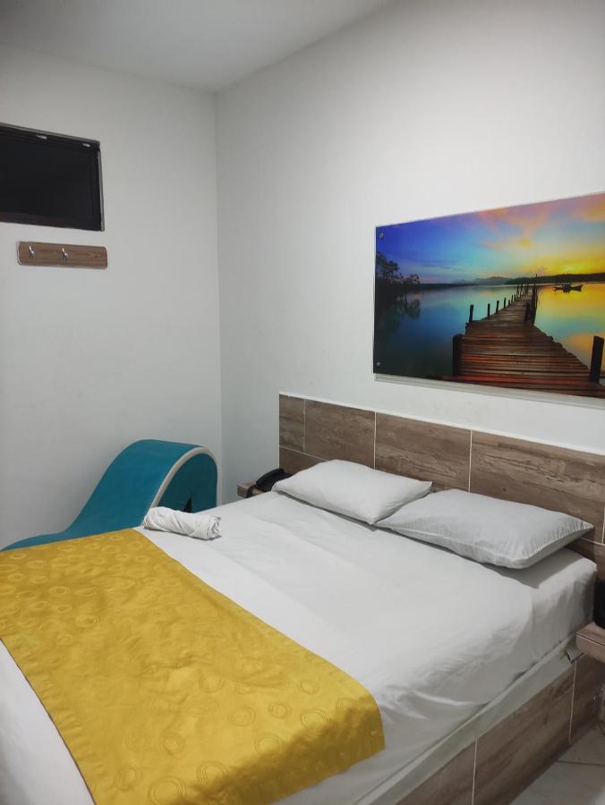 Hotel Brisas ميديلين المظهر الخارجي الصورة
