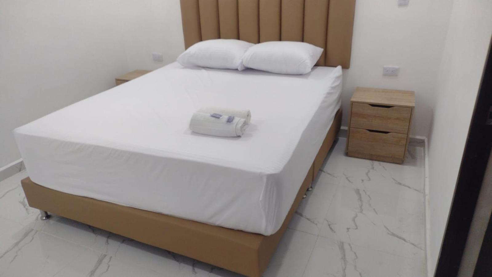 Hotel Brisas ميديلين المظهر الخارجي الصورة